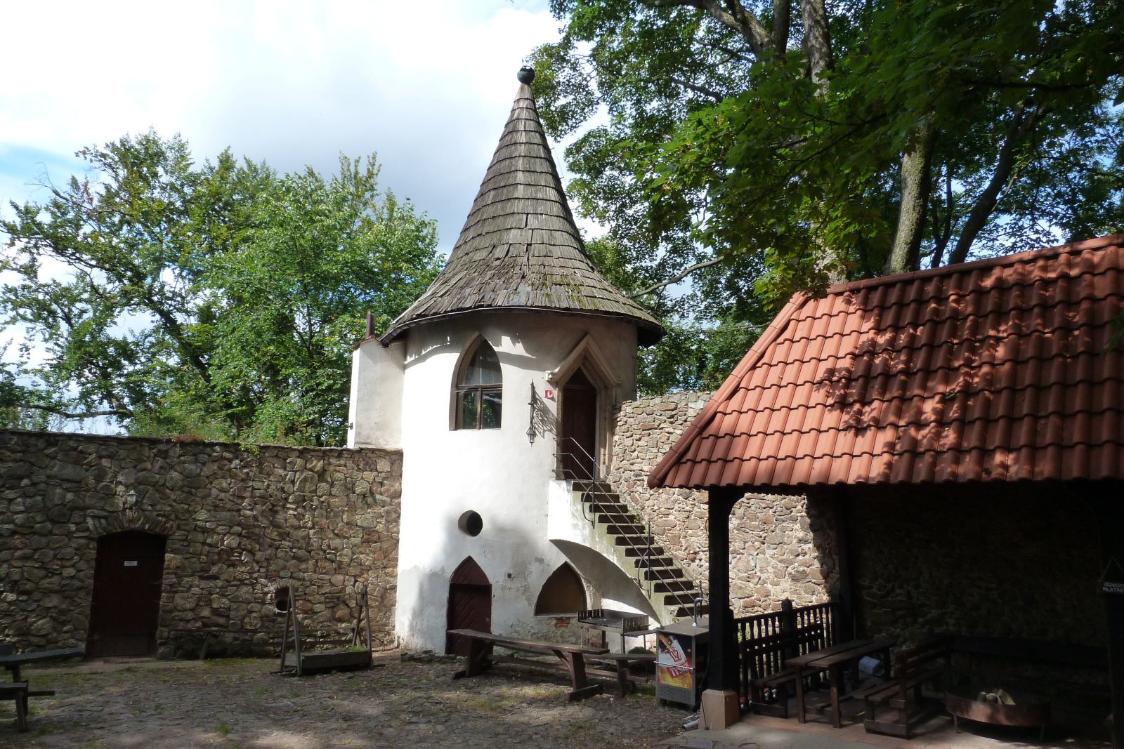 Basteja zamku Grodno na Górze Choina