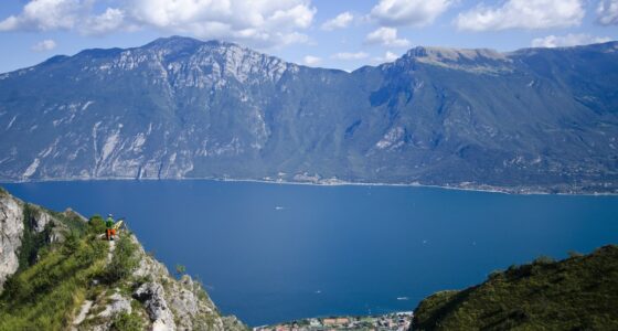Lago di Garda - widok na jezioro